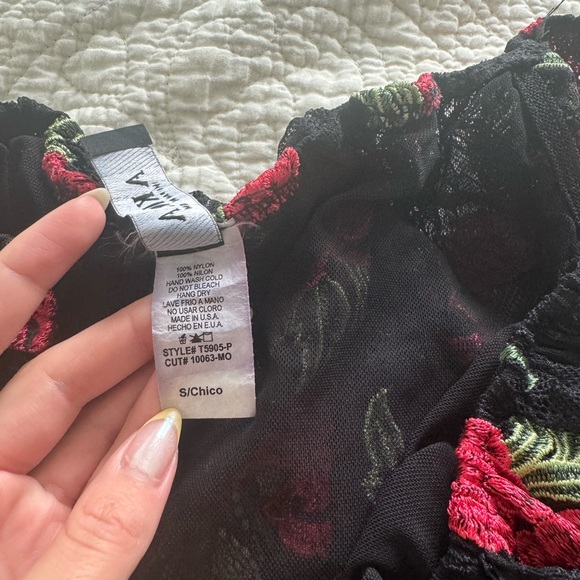 Mesh bodysuit - Picture 2 of 3